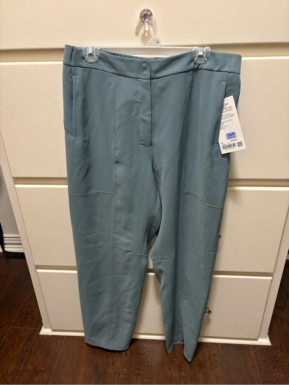 lululemon athletica Women's Straight-Leg Pants in Teal